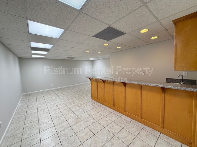 Building Photo - 3440 Alexander Cir