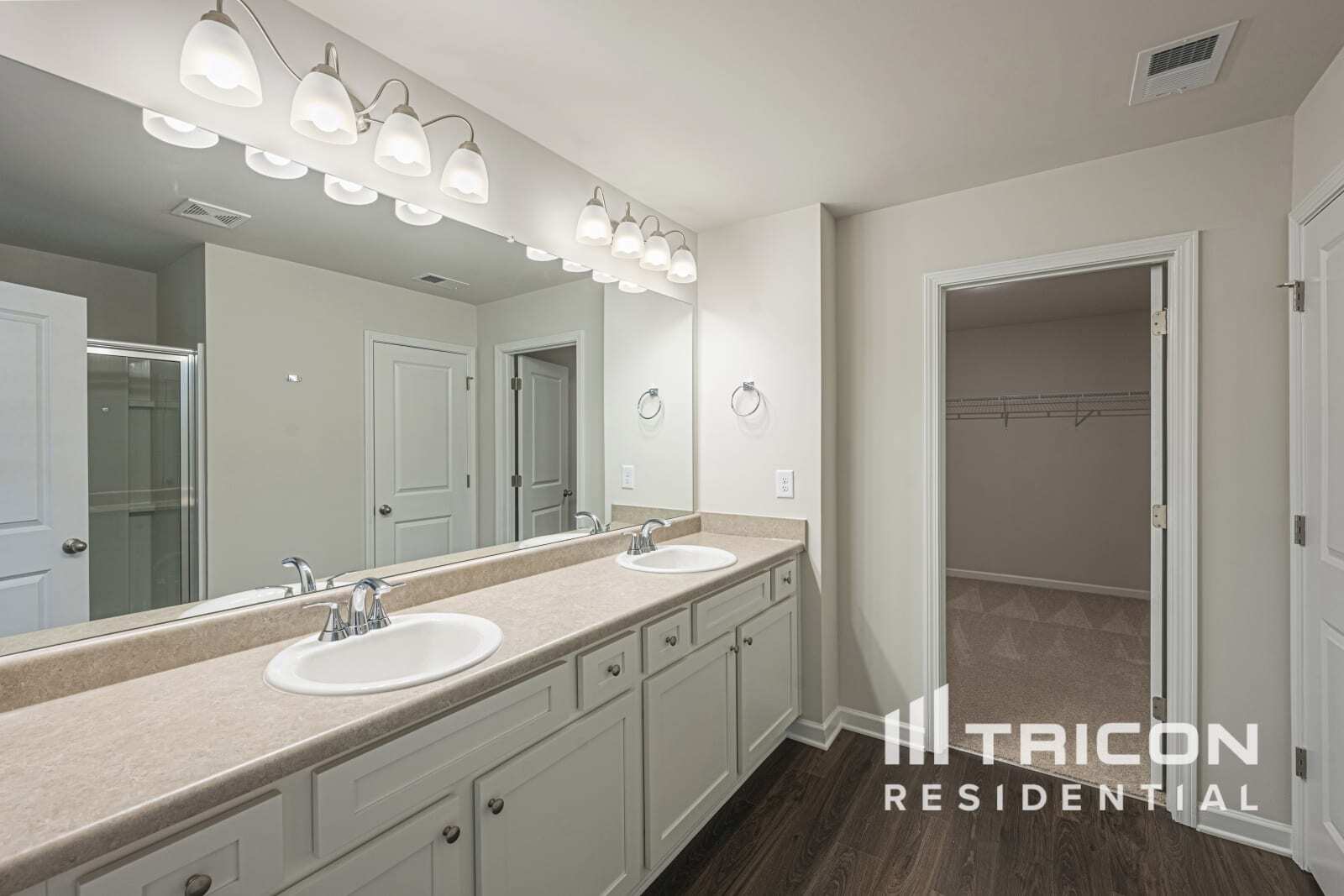 Building Photo - 409 Curlin Ct