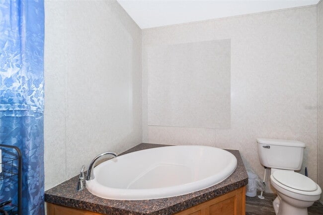 Building Photo - 1621 Tangerine St