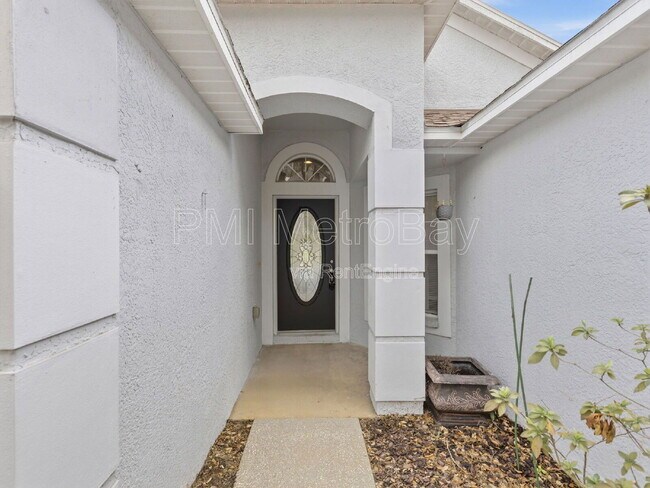 Building Photo - 7632 Blue Spring Dr