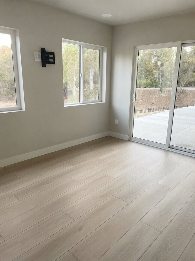 Building Photo - 14619 Rancho Santa Fe Farms Rd