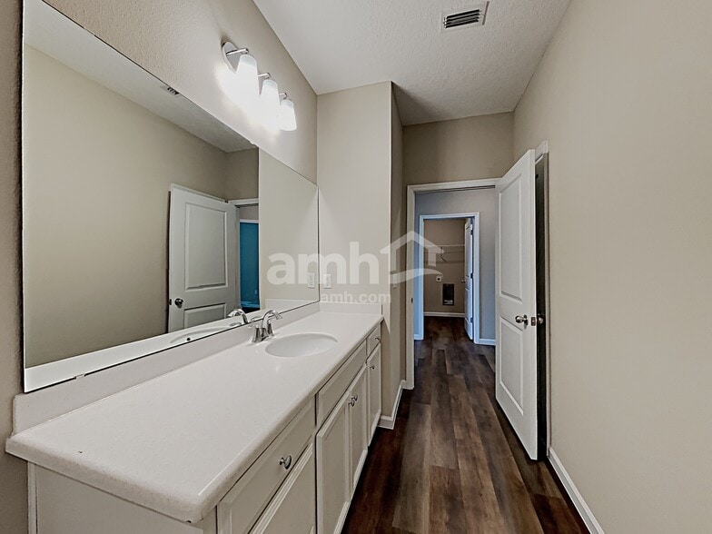 Building Photo - 47 Edge Pk Trl