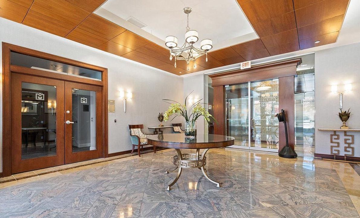Building Photo - 11760 Sunrise Valley Dr