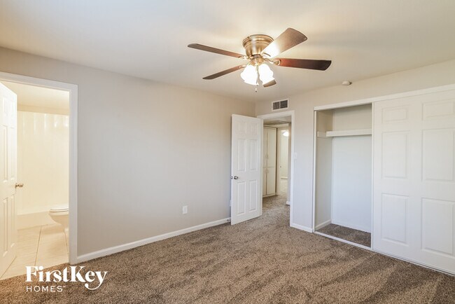 Building Photo - 13248 N 38th Pl