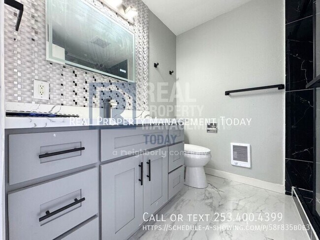 Building Photo - 1111 SW 148th St