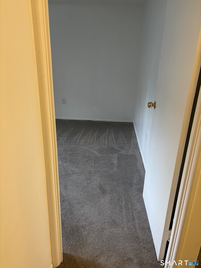 Building Photo - 127 Burgundy Hill Ln