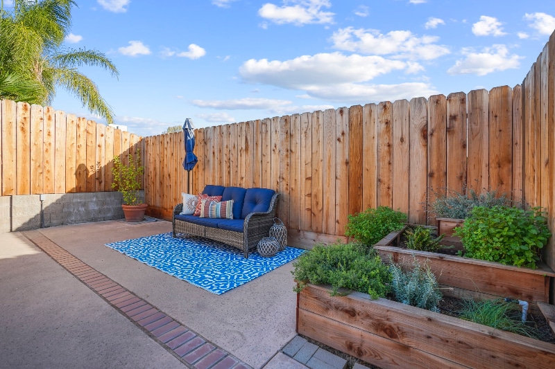 Building Photo - 209 Grapewood Ct