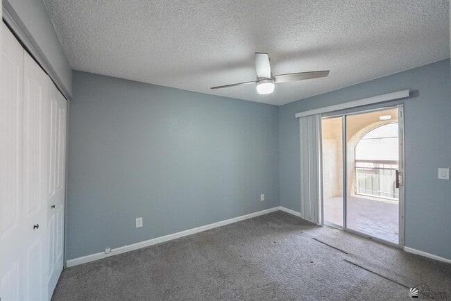 Building Photo - 2155 S 14th Ave