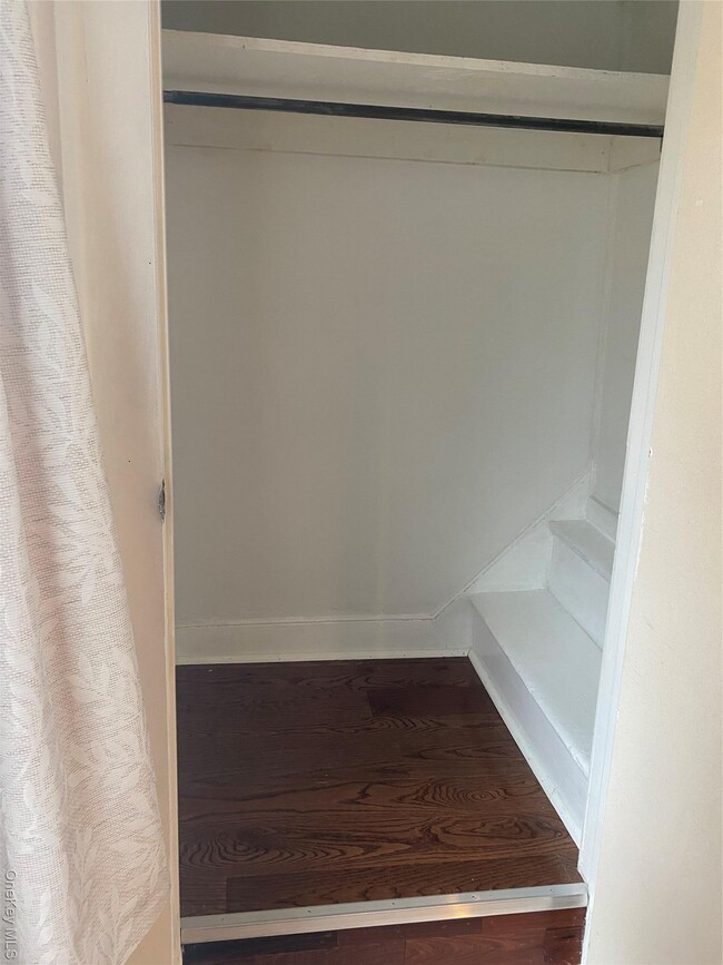 Building Photo - 81 South St