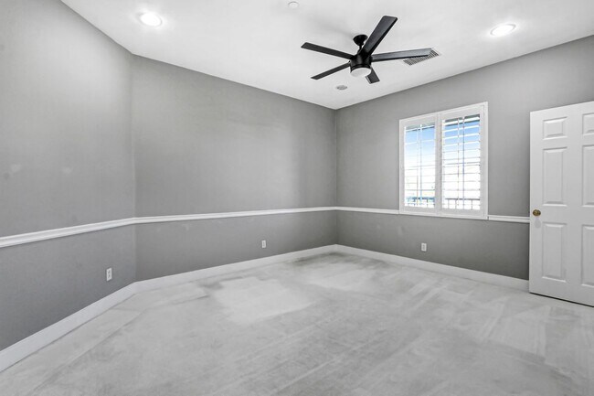 Building Photo - 4386 Bayhill Ln