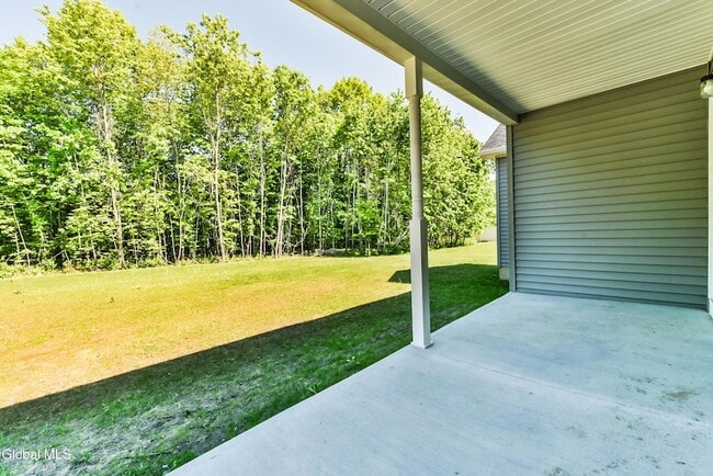 Building Photo - 74 Seashore Wy
