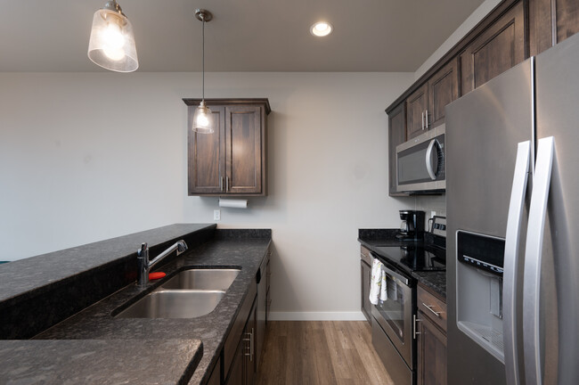 Building Photo - 3083 Warbler Way