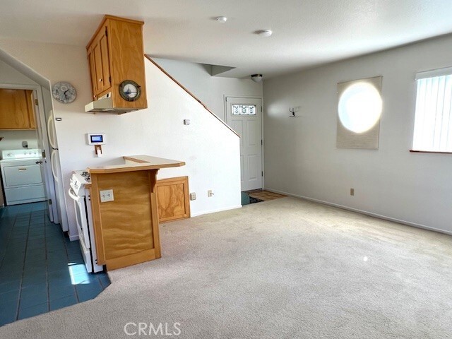 Building Photo - 361 Harvey St