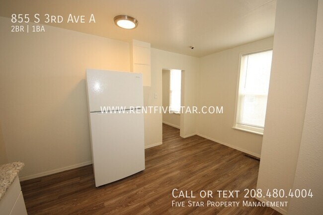 Building Photo - 855 S 3rd Ave