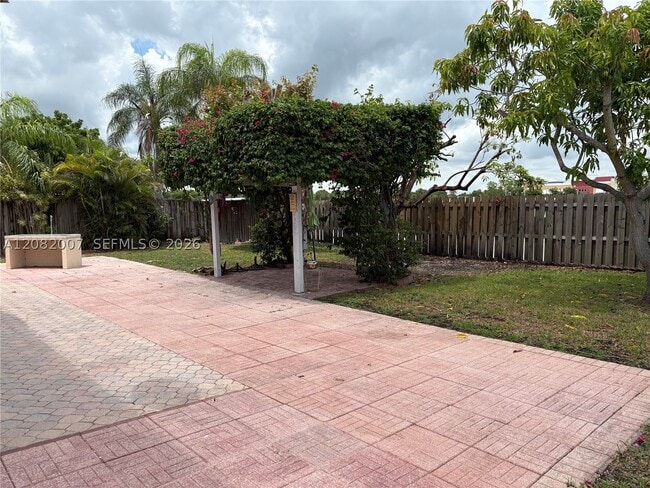 Building Photo - 9377 SW 212th Terrace
