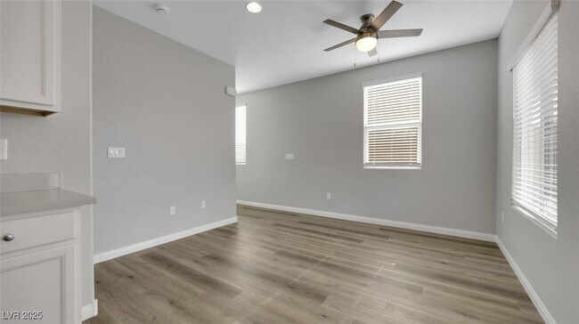 Building Photo - 404 Grand Toccata St