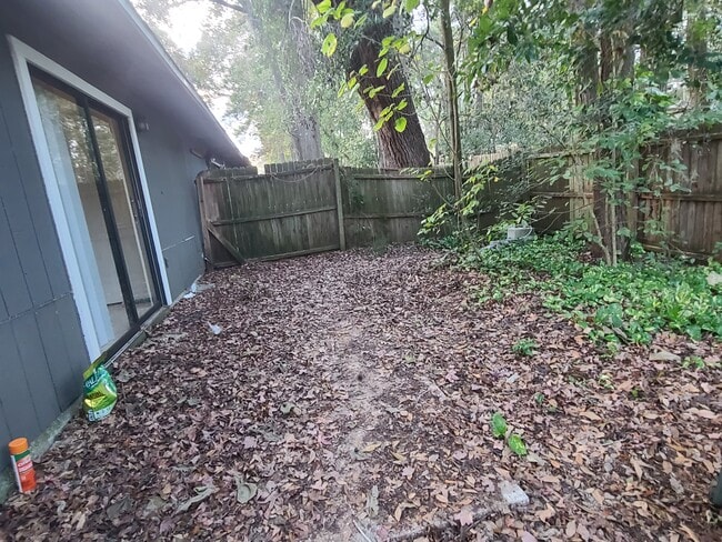 Building Photo - 2842 SW 38th Pl