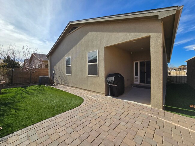 Building Photo - 5308 Camino del Griego