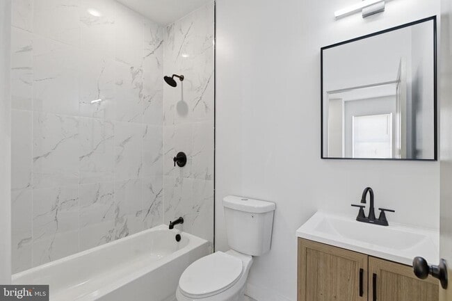 Building Photo - 2643 N 6th St