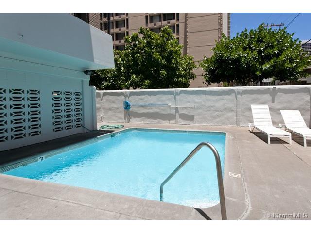 Building Photo - Ala Wai Townhouse