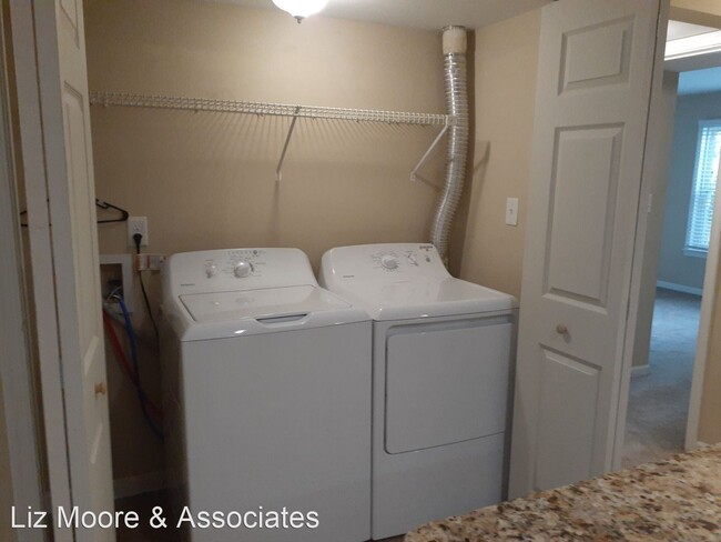 Building Photo - 2 br, 2 bath House - 108 Lantana Lane #26