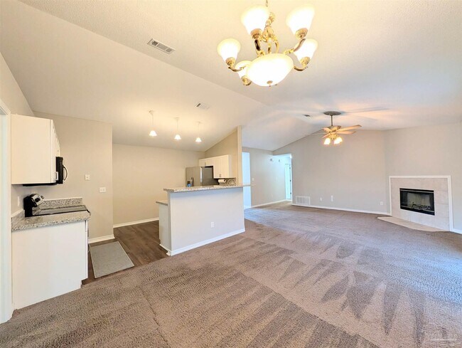 Building Photo - 175 Carrier Dr