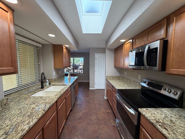 Building Photo - 2 Bedroom Single Story Home Available Near Paseo Del Norte Blvd NE & Wyoming Blvd NE!