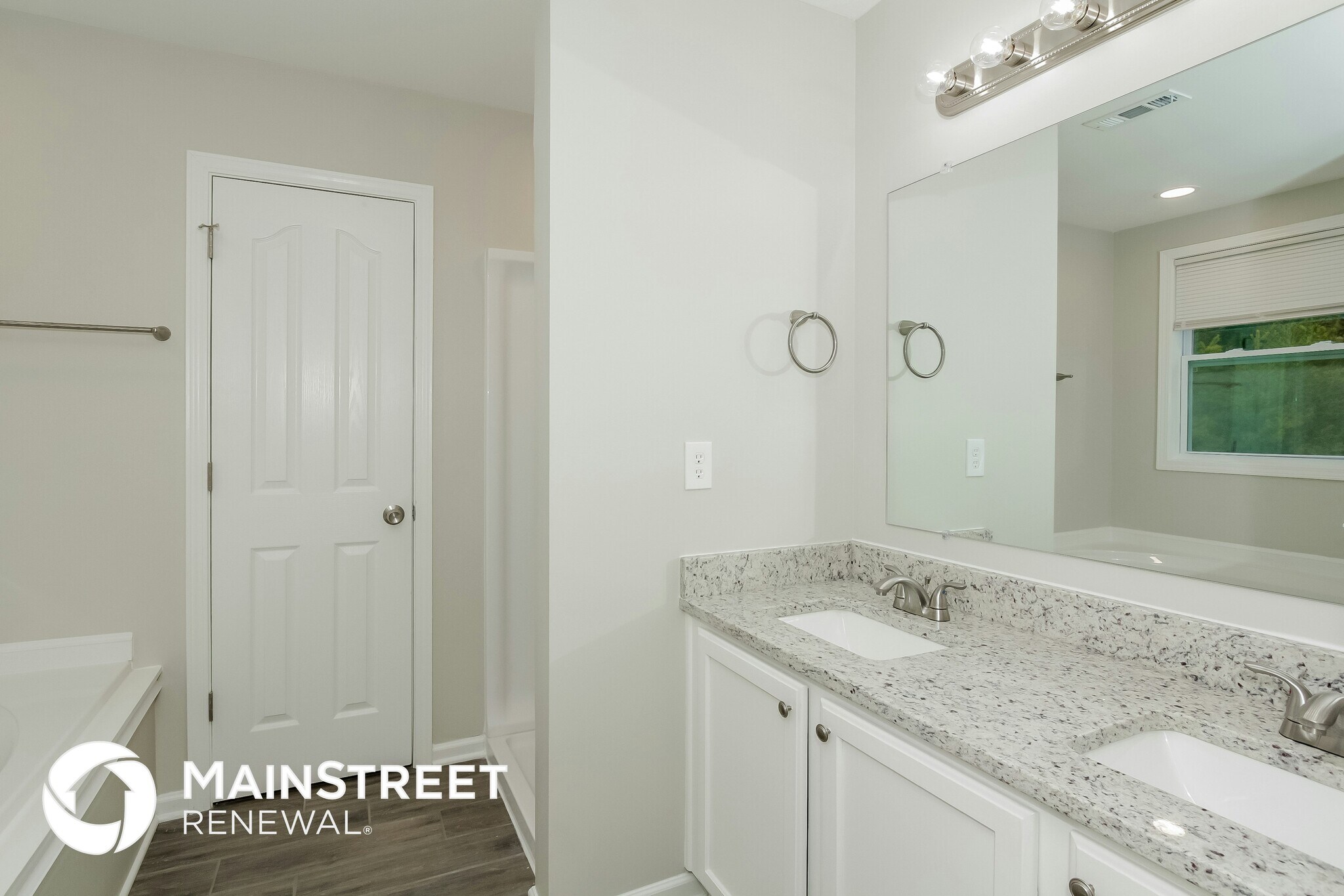 Building Photo - 9231 Atlas Cedar Dr