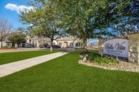 Building Photo - 380 Solon Rd