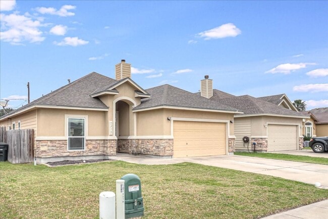 Building Photo - 2518 Date Palm Dr