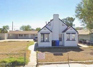 Building Photo - 1833 E Harvard St