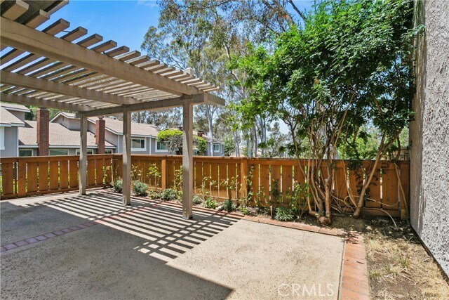 Building Photo - 6516 E Camino Vista