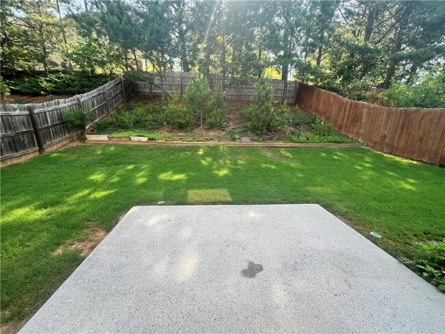 Building Photo - 2233 Worrall Hill Dr