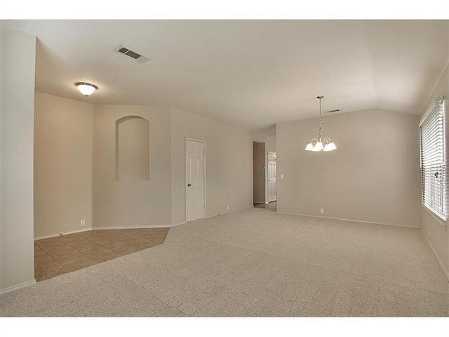 Building Photo - 276 Salmon Lake Dr