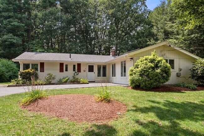 Primary Photo - 14 Corrine Dr