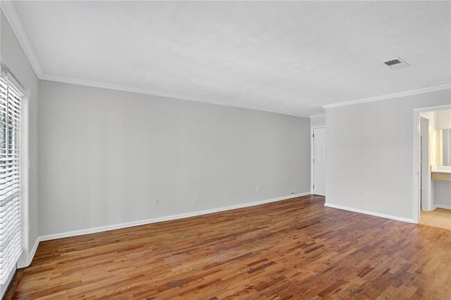 Building Photo - 1150 Collier Rd NW