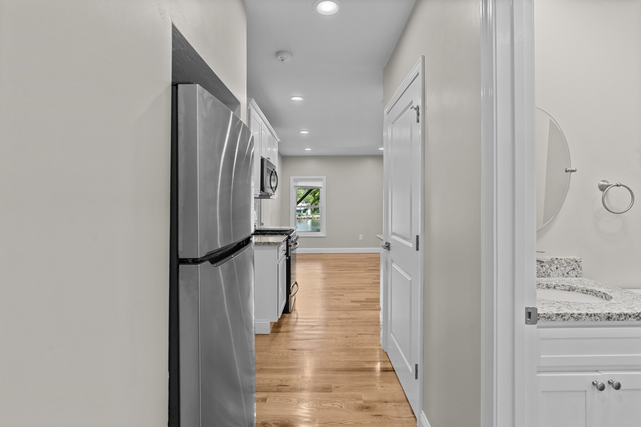 Building Photo - 376 Arnolds Neck Dr