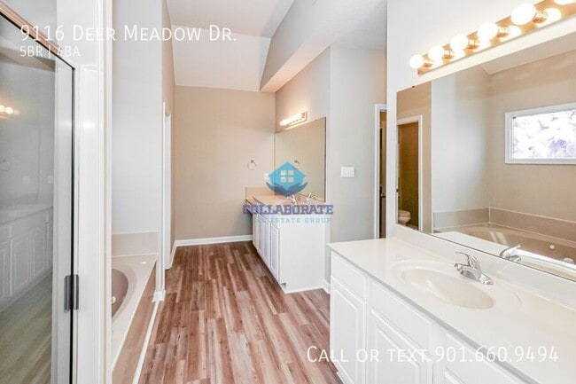 Building Photo - 9116 Deer Meadow Dr