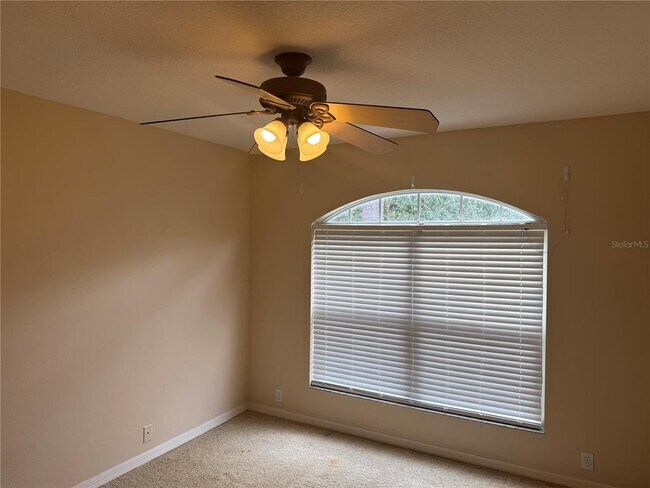 Building Photo - 9212 Meadow Ln Ct