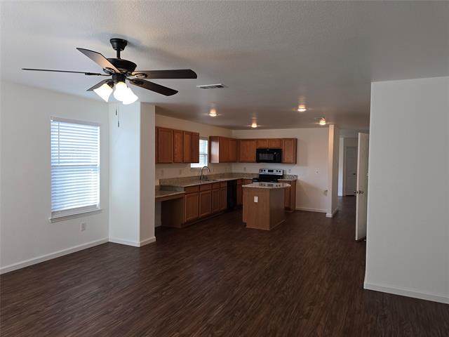 Building Photo - 9028 Navigation Dr