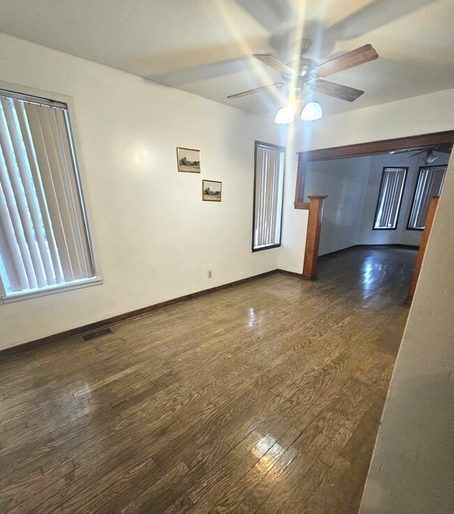 Building Photo - 5969 W Augusta Blvd