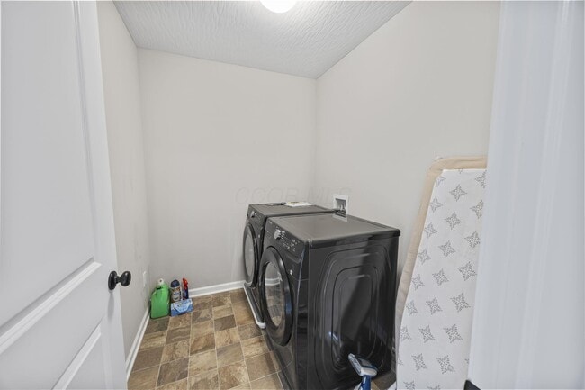 Building Photo - 121 Sienna Glenn Dr