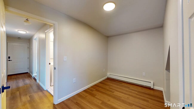 Building Photo - 12 Liberty St