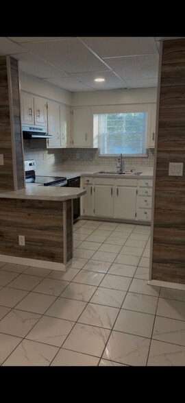 Building Photo - 107 Greenland Ct