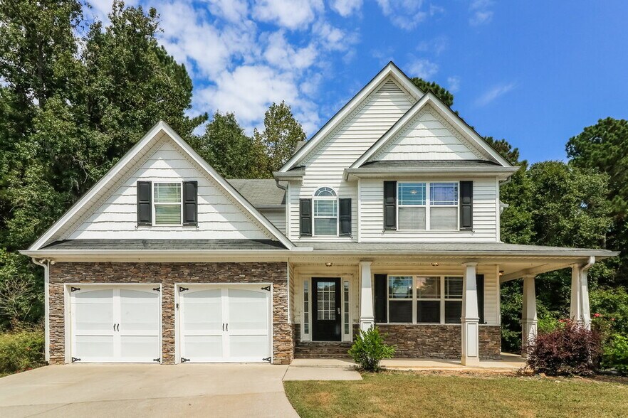 Primary Photo - 910 Elderberry Ln
