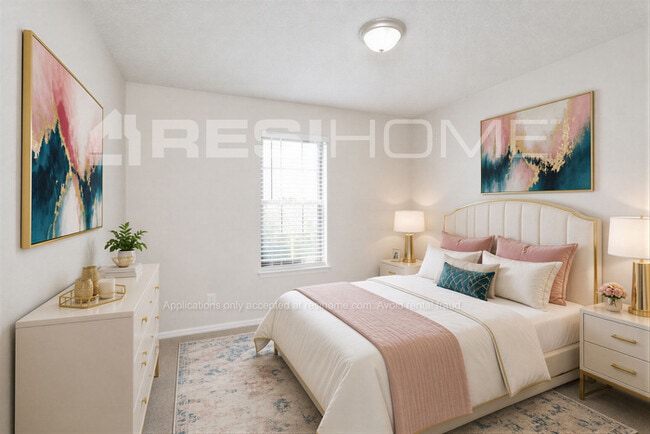 Building Photo - 504 N Avery Dr
