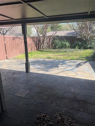 Building Photo - 14922 Hillcrest Rd