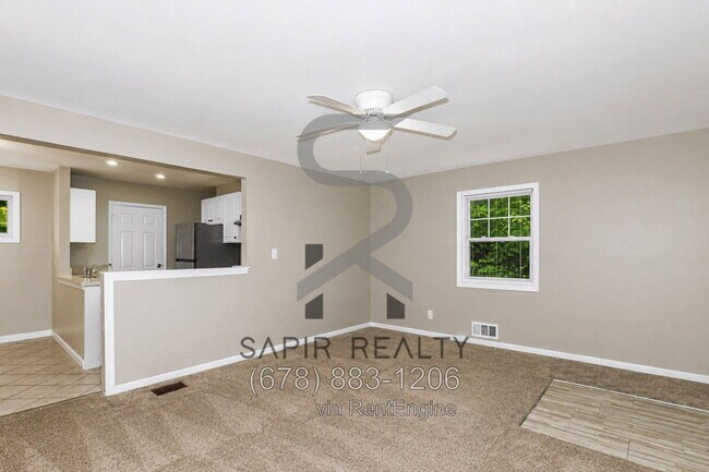 Building Photo - 3539 Tulip Dr
