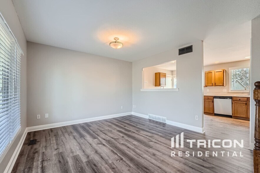 Building Photo - 9235 Dover Way