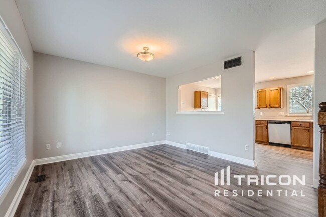 Building Photo - 9235 Dover Way